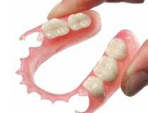 佐賀市の歯医者、佐賀ん歯科・こども歯科で入れ歯治療